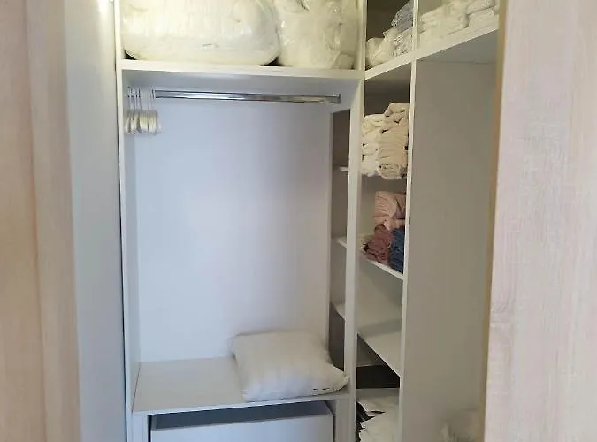 Leonardo * Archangelos (Rhodes)