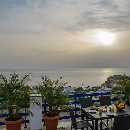 Leonardo Villa Archangelos (Rhodes)