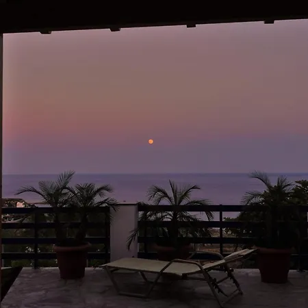 Leonardo * Archangelos (Rhodes)